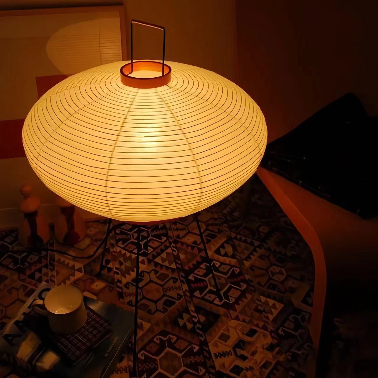 Japanese Noguchi Isamu Floor Lamp | Minimalistic Design